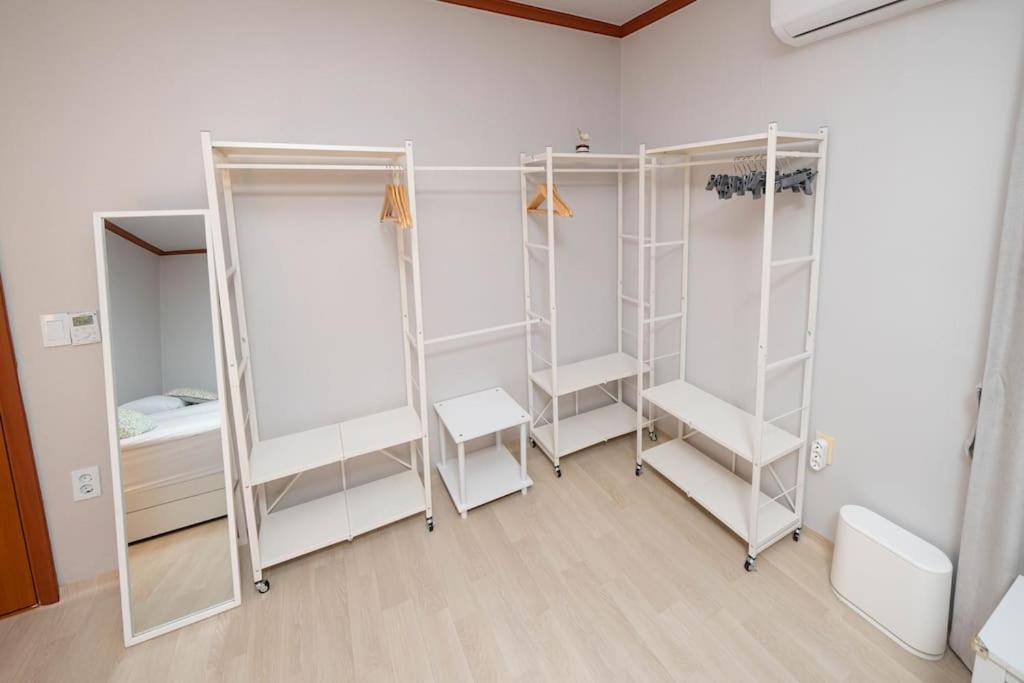 Max 14 - Game 4bdr 2toilet Dryer Villa Seoul